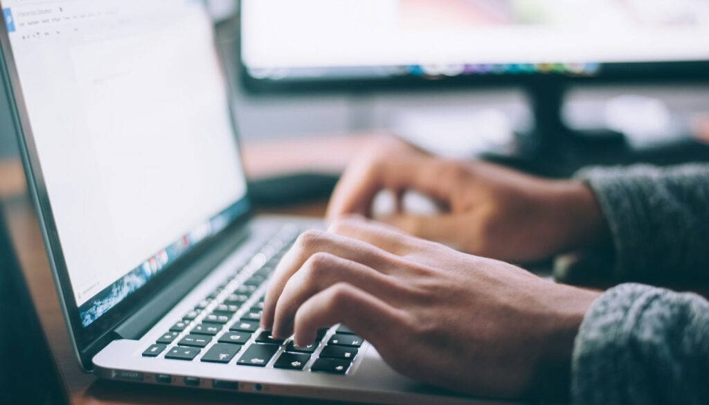 The Art of Writing Compelling Facebook Ad Copy